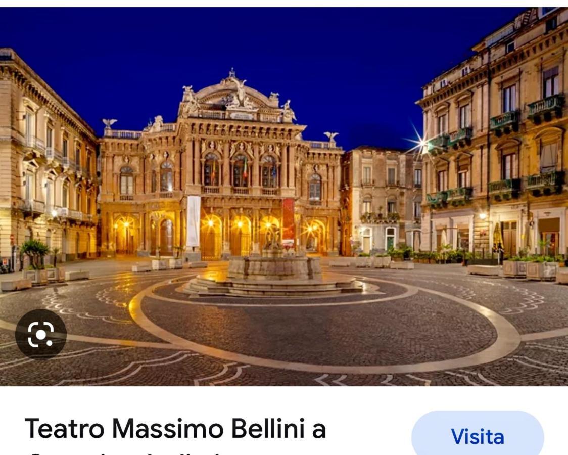 Casa Vacanze Al Teatro Catânia Exterior foto